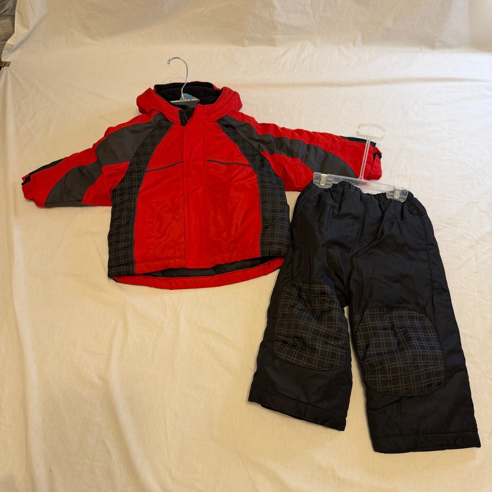Red and Black 2-Piece Hooded Puffer Jacket and Snow Pants Set 24 Months